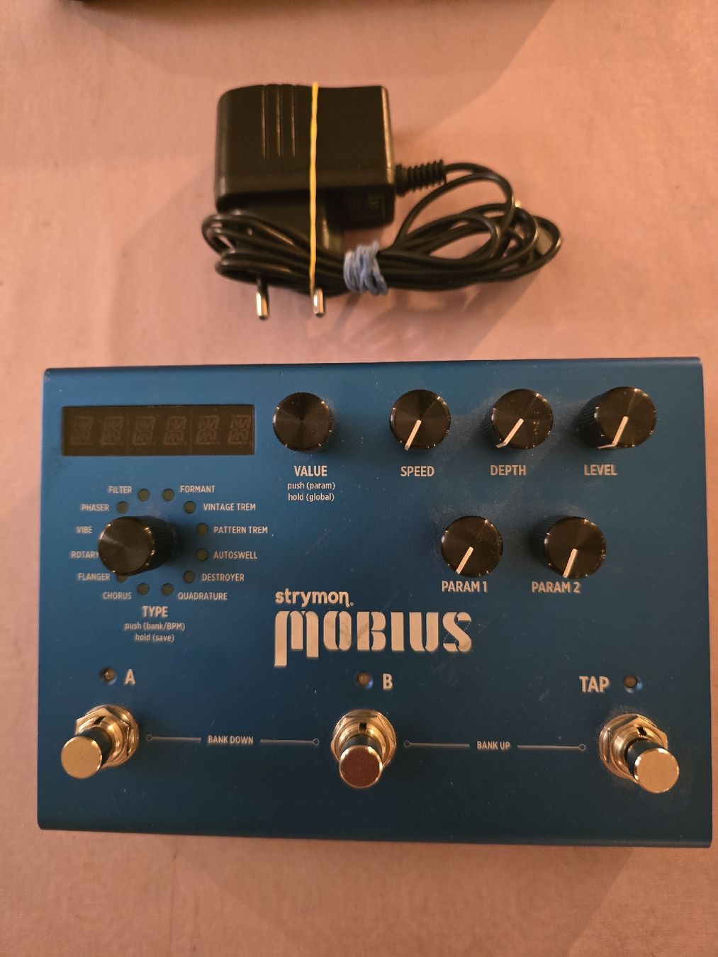Strymon Strumenti musicali: STRYMON MOBIUS ...TOP !!! – Usato da Zürich venduto da Antiquedealer 1