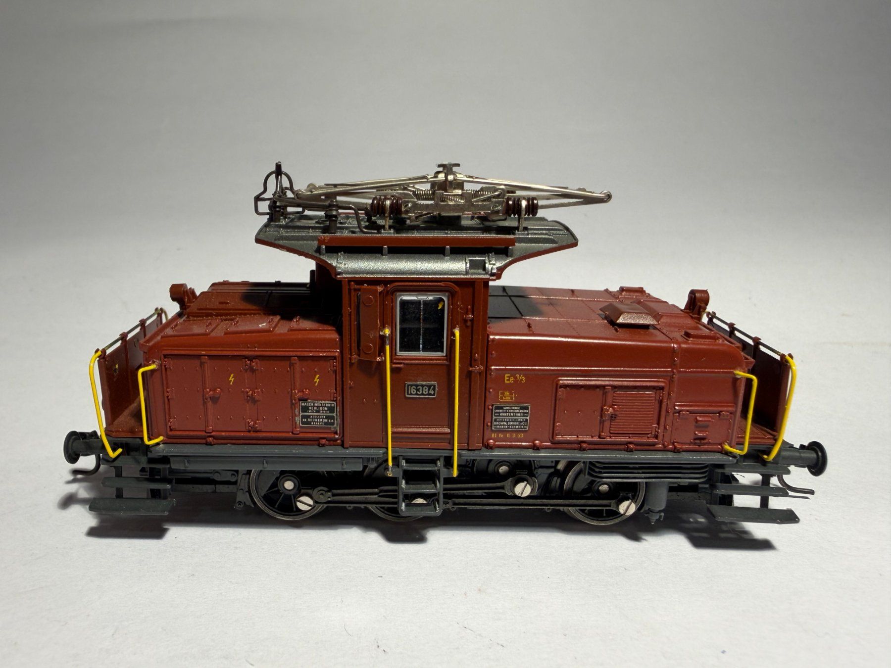 Roco Modellini di ferrovie: ROCO E-Lok Ee3/3 braun, 43529, DC Analog – Usato da Buchrain venduto da Modellbahn11 3
