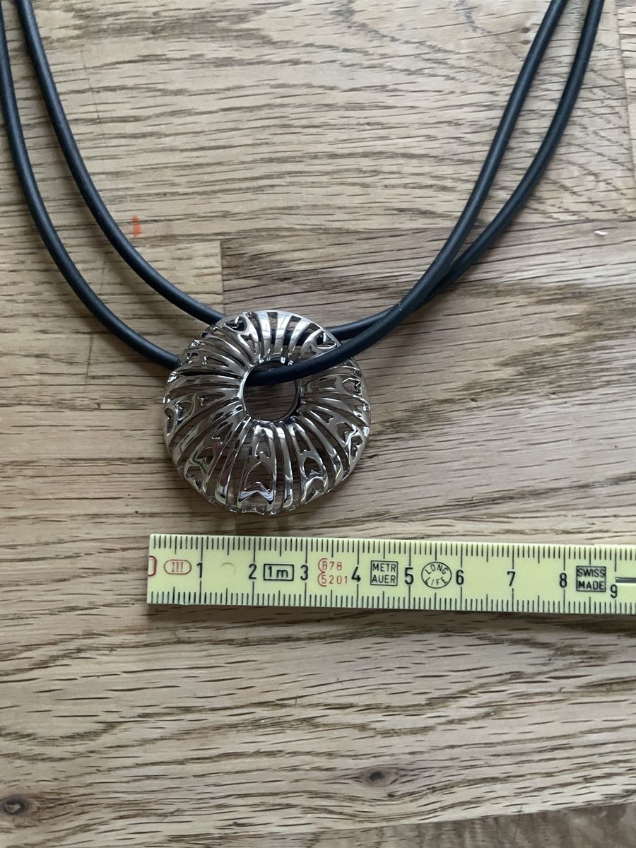 Pierre Lang Catenine: Pierre Lang Halsband – Usato da Flawil venduto da Naphtali 5