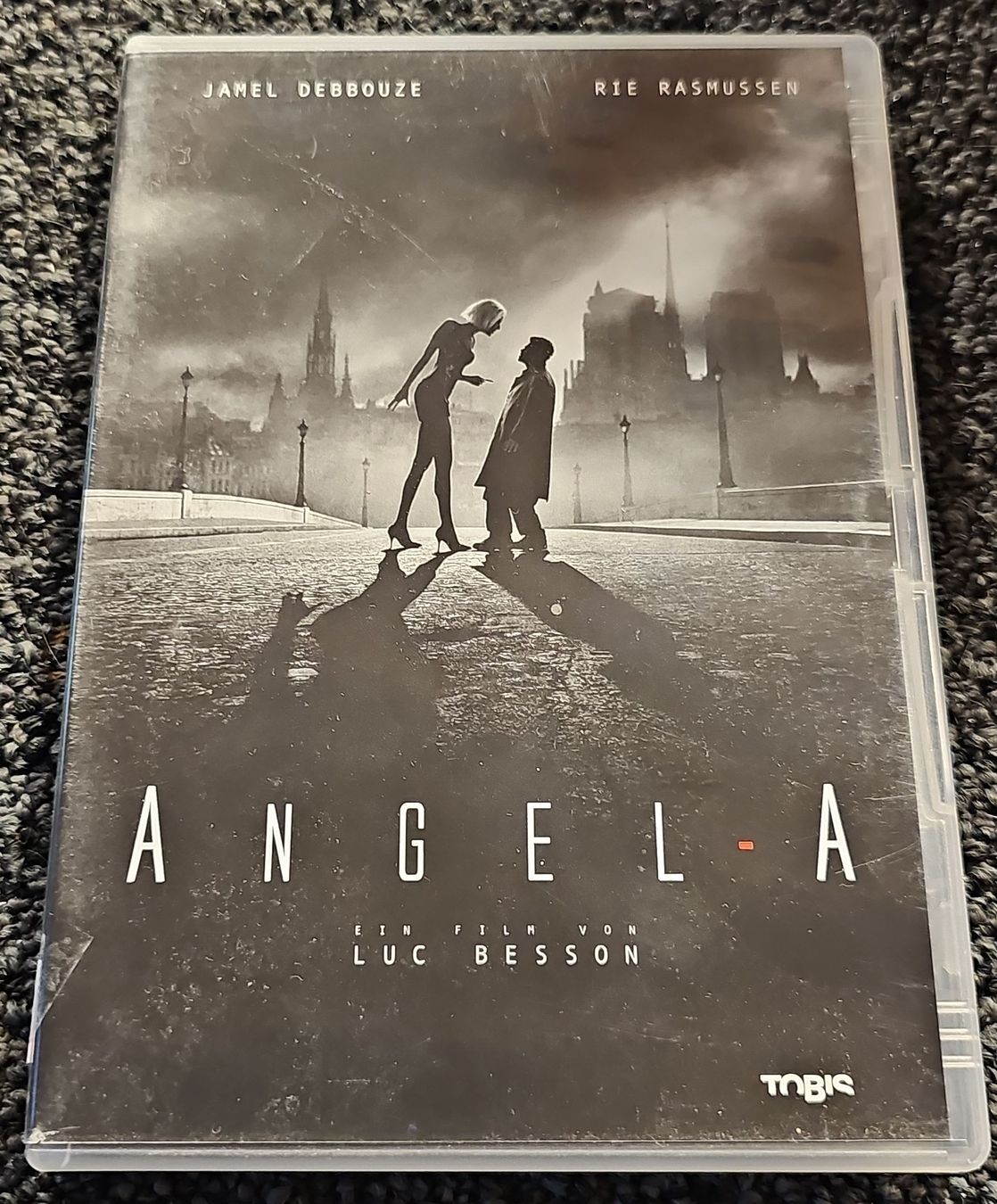 Tutti i DVDs: DVD Angela (21242) – Usato da Ruswil venduto da jan_bxl5