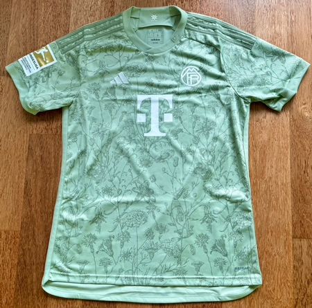 Bayern München - Oktoberfest-Trikot -  2023/24 - Print Kane