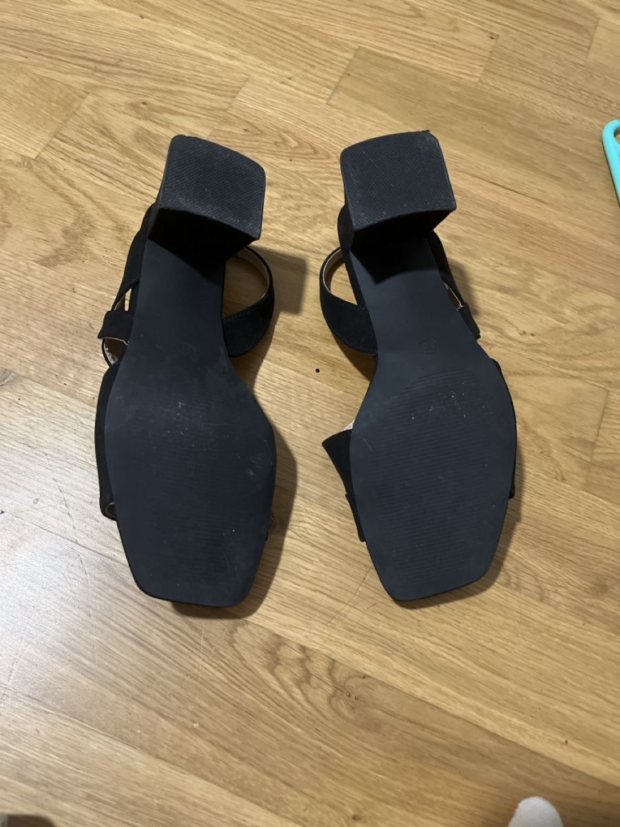 Graceland Scarpe da donna: Sandales noires Graceland – Usato da Le Locle venduto da Mayd_h 2