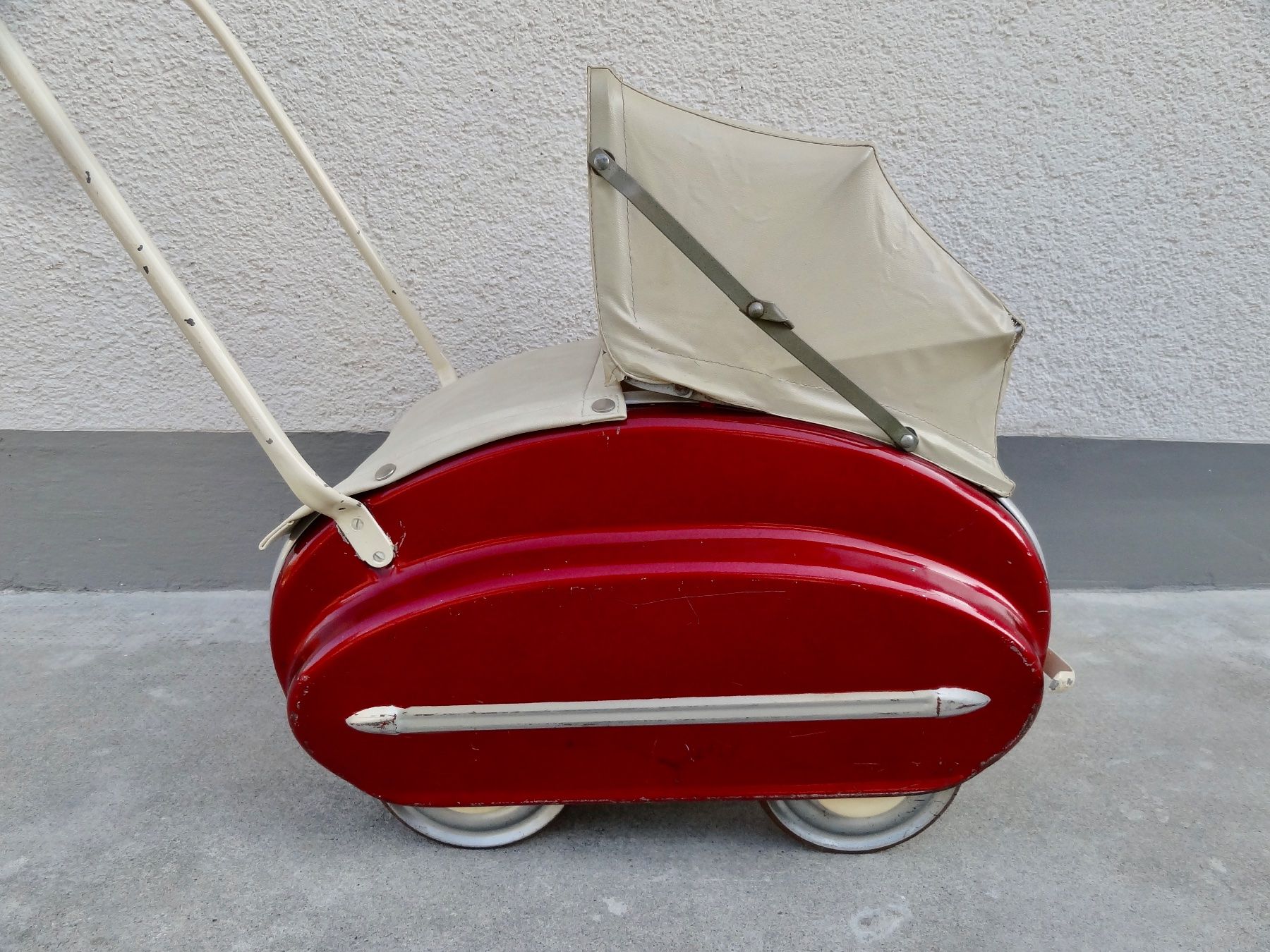 Wisa Gloria Puppenwagen: alter Puppenwagen BERNINA ZUG aus Blech 50er 60er – Gebraucht aus Kerzers von wisaundso 4