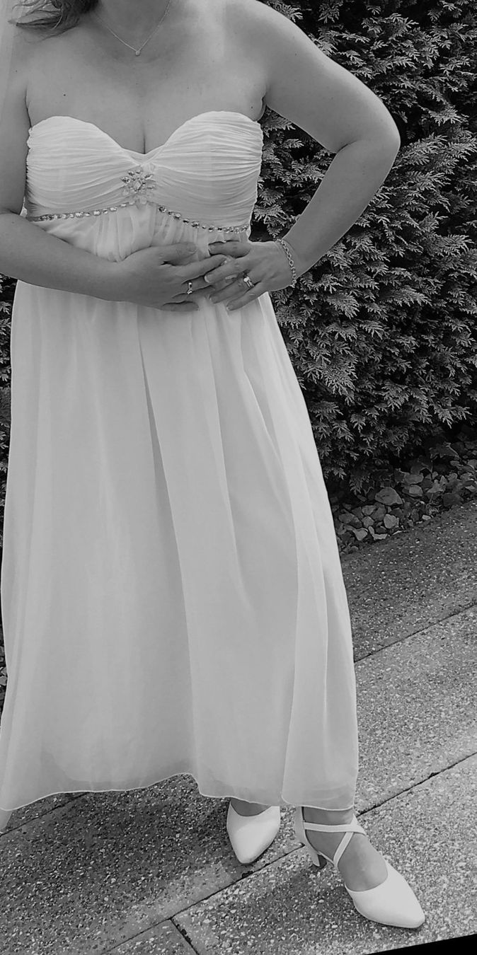 Vestiti: Princess Glitzerkleid weiss Gr.M/L/40/42 – Usato da Steinmaur venduto da Daka36 9