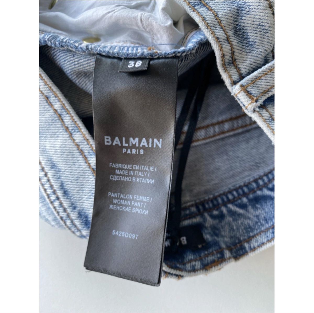 Balmain Jeans: Brand new Balmain jeans FR38 – Nuovo e nell'imballaggio originale da Uznach venduto da ger_7gvr 3