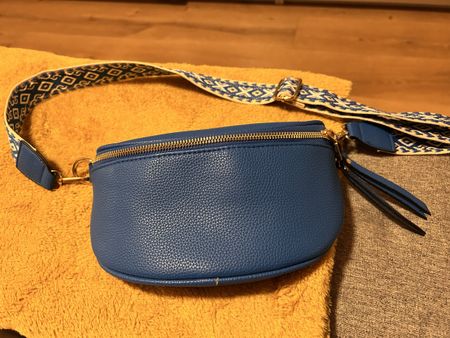 Sac banane bleu roi