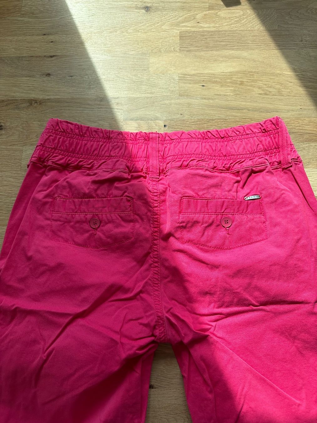 Esprit Pantaloni: Coole Schwangerschaftshose – Usato da Luzern venduto da nad_nf8f 2