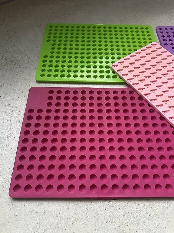 Teglie da forno: Verschiedene Backmatten aus Silikon, 1x benutzt – Usato da Weggis venduto da sch_f6ks 1