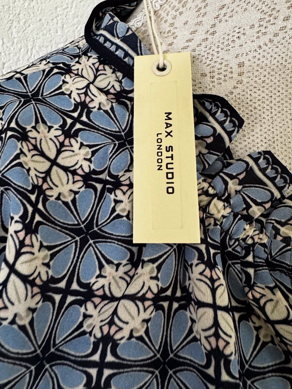 Camicette: Neuware Max Studio London Bluse Gr. M – Nuovo e nell'imballaggio originale da Kirchdorf AG venduto da coco123 3