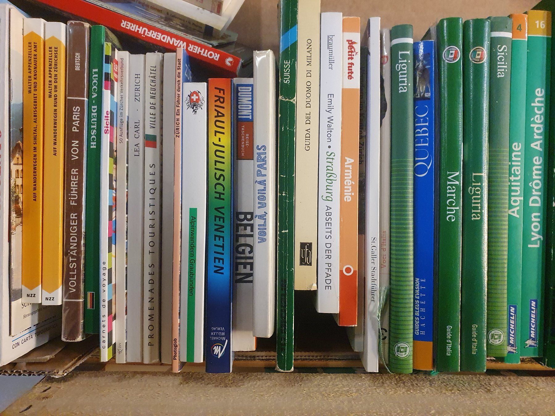 Libri: Div Reiseführer – Usato da Zürich venduto da loosebone 4