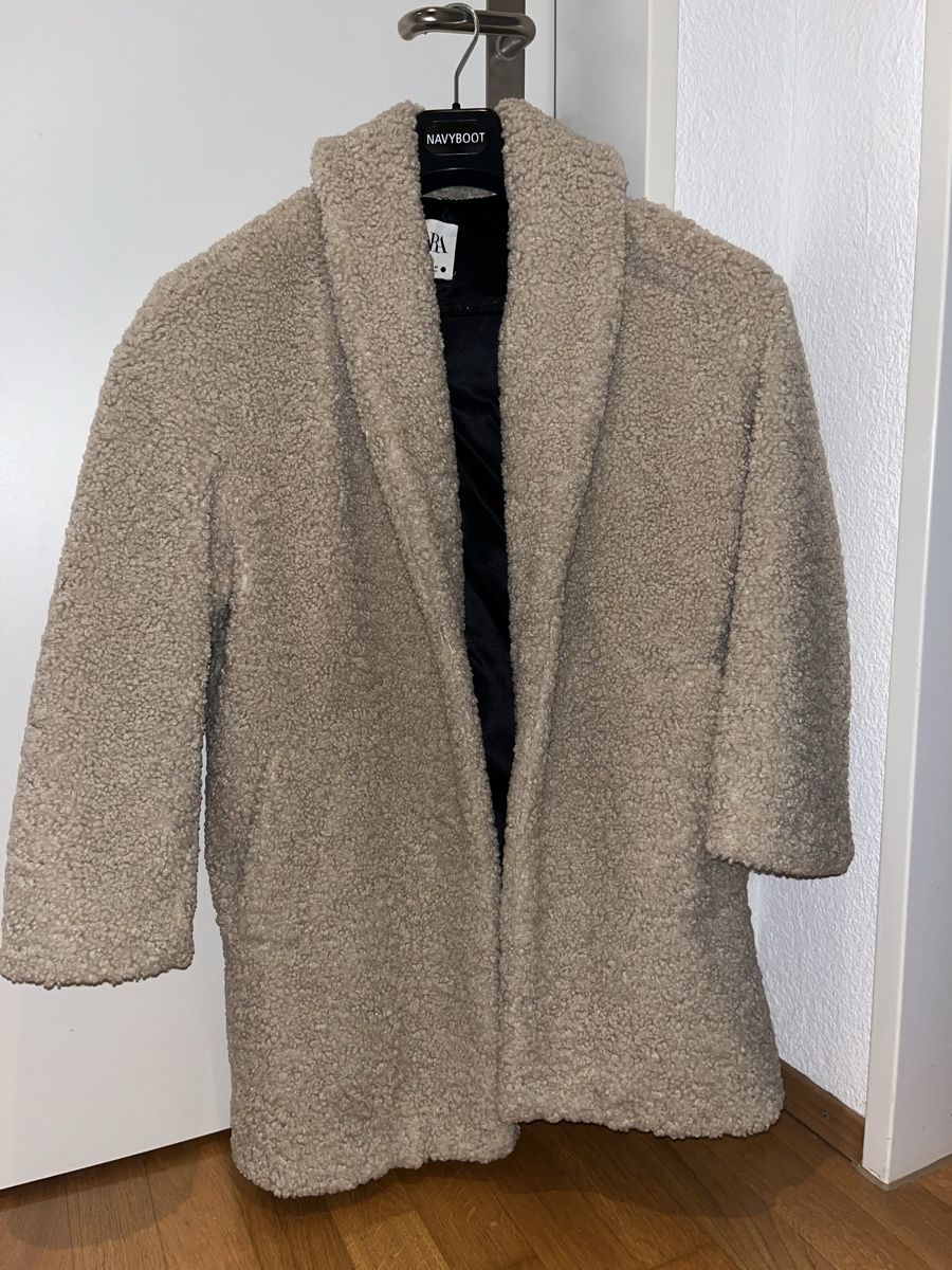 Zara Cappotti: Teddy Mantel von Zara – Usato da Zürich venduto da JB23JB