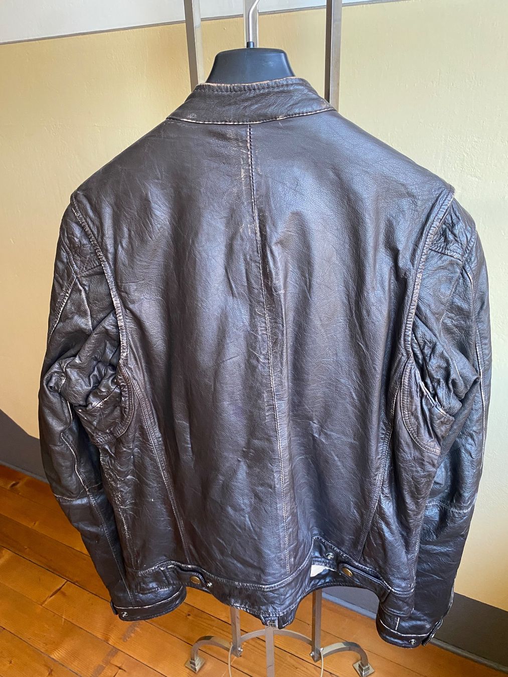 Jacken: Lederjacke warm gefüttert – Neu (gemäss Beschreibung) aus Bern von chr_lz96 1