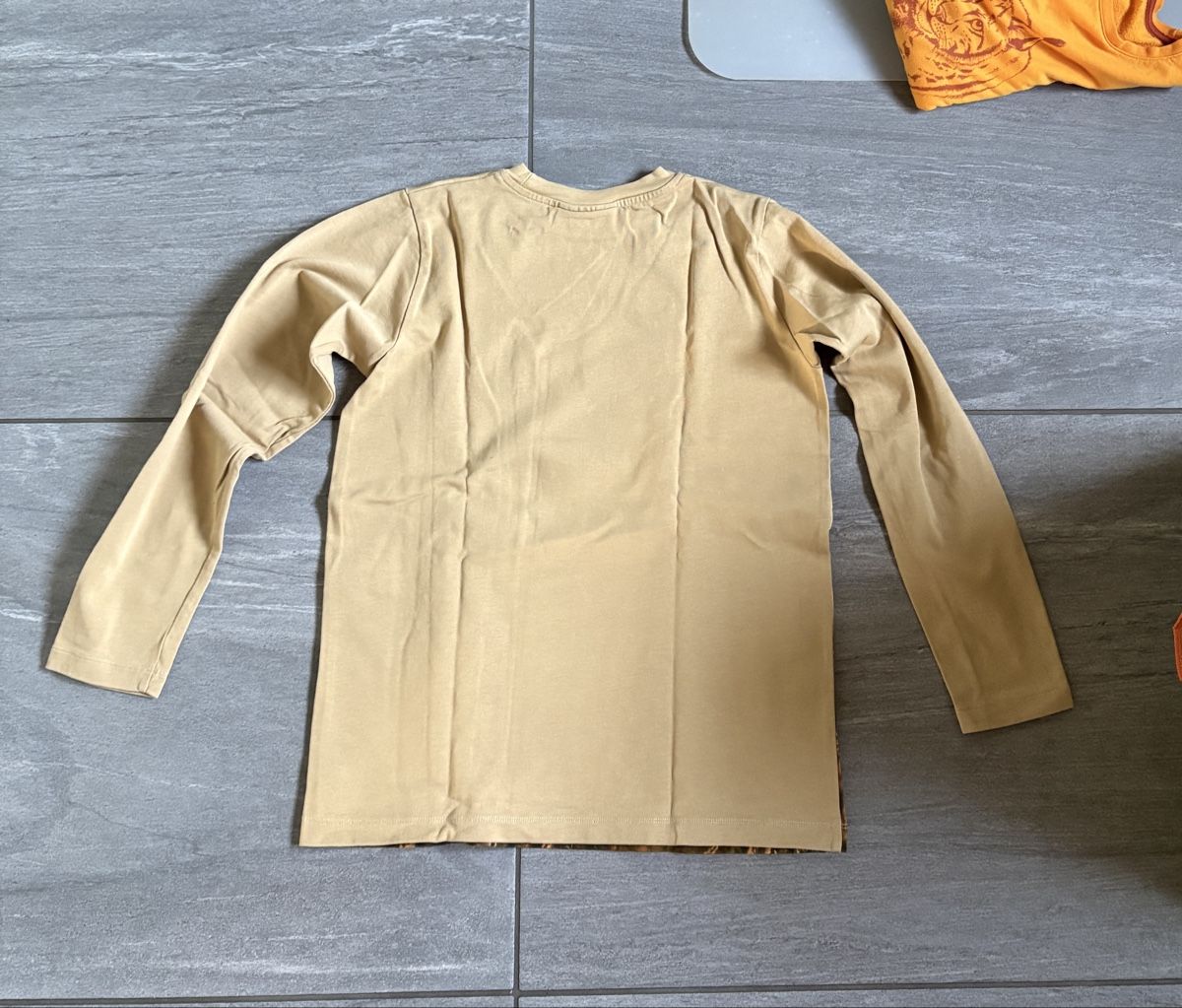 Camicie, T-shirt & Polo: Molo T-Shirt Gr.140 – Usato da Villmergen venduto da Mercedes405