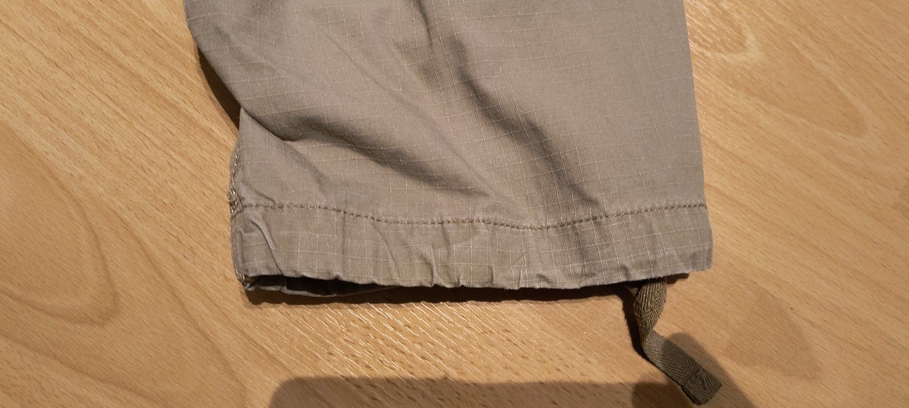Carhartt Pantaloni: Carhartt Cargo Hose – Usato da Wiedlisbach venduto da Leaf99 2