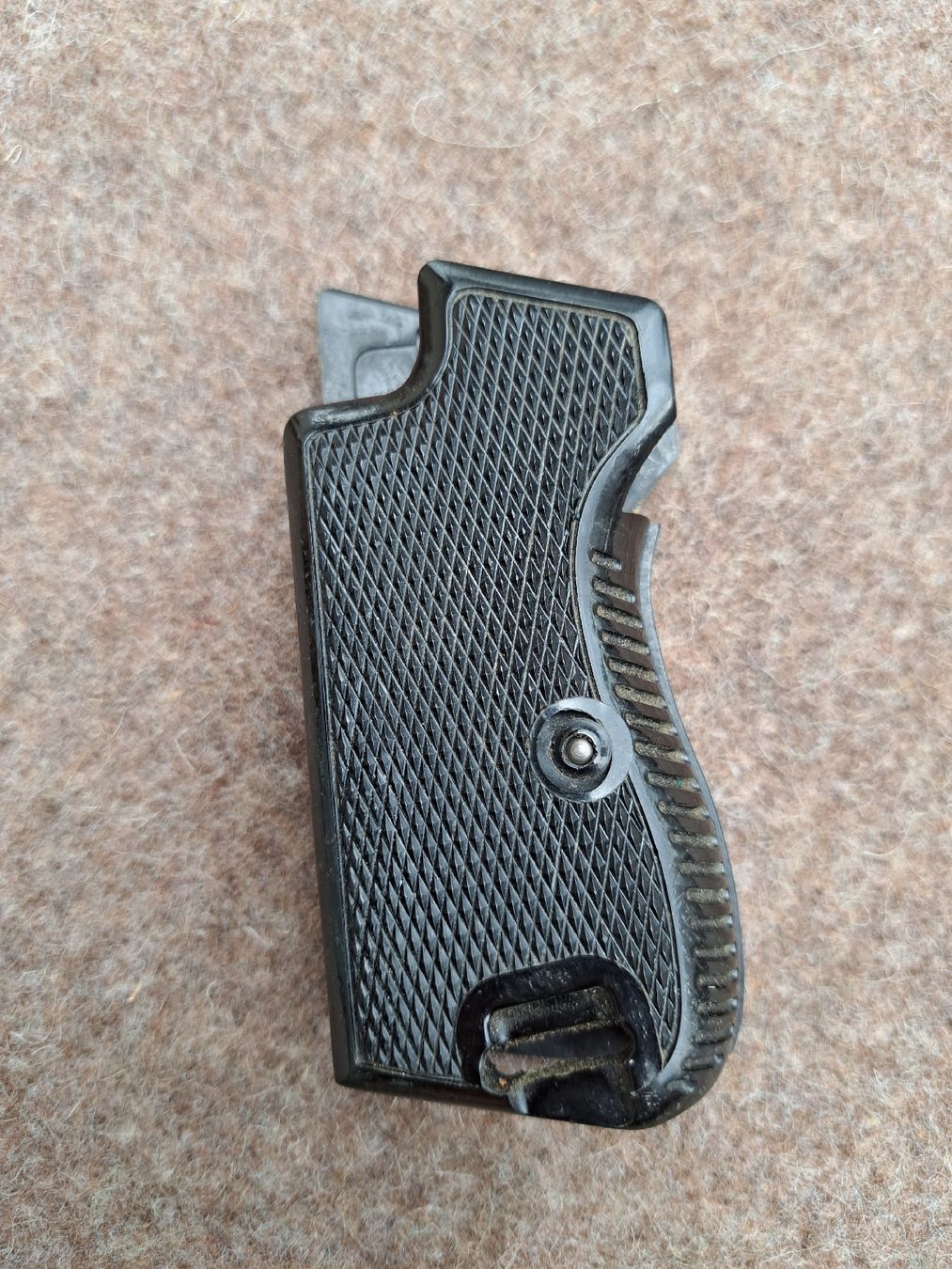 Sig Sauer Schützensport: original Griffschalen zu Sig P210-2 – Gebraucht aus Zufikon von olinielsen