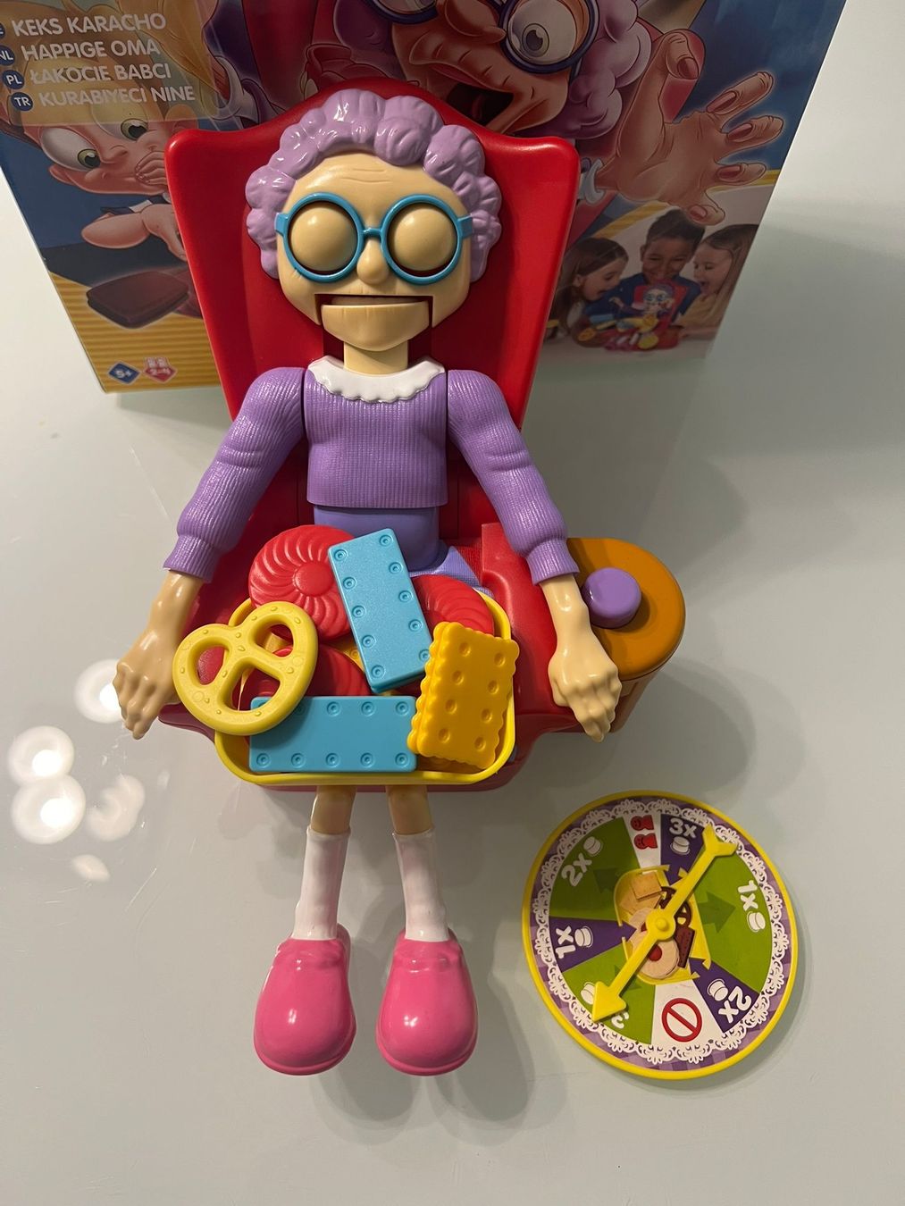 Tomy Spiele: Gesellschaftsspiel Greedy Granny – Neu (gemäss Beschreibung) aus Steinmaur von Kiki_m240 2