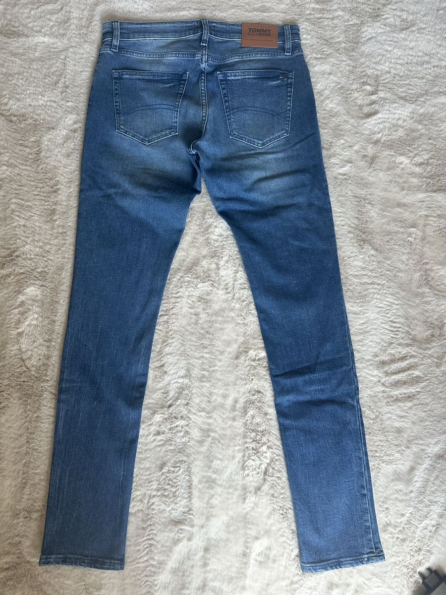 Tommy Hilfiger Jeans: Tommy Jeans, Gr. 32/34, Slim NEU – Nuovo (secondo la descrizione) da Freienbach venduto da SandraN. 1