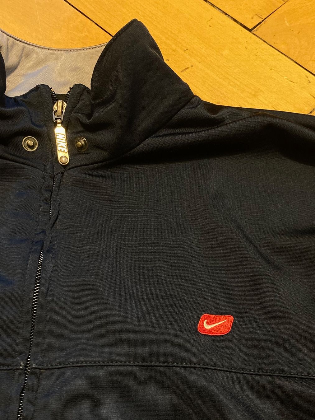 Nike Giacche: Vintage Y2K Nike Jacket Sz L – Usato da Zürich venduto da le_souk 2