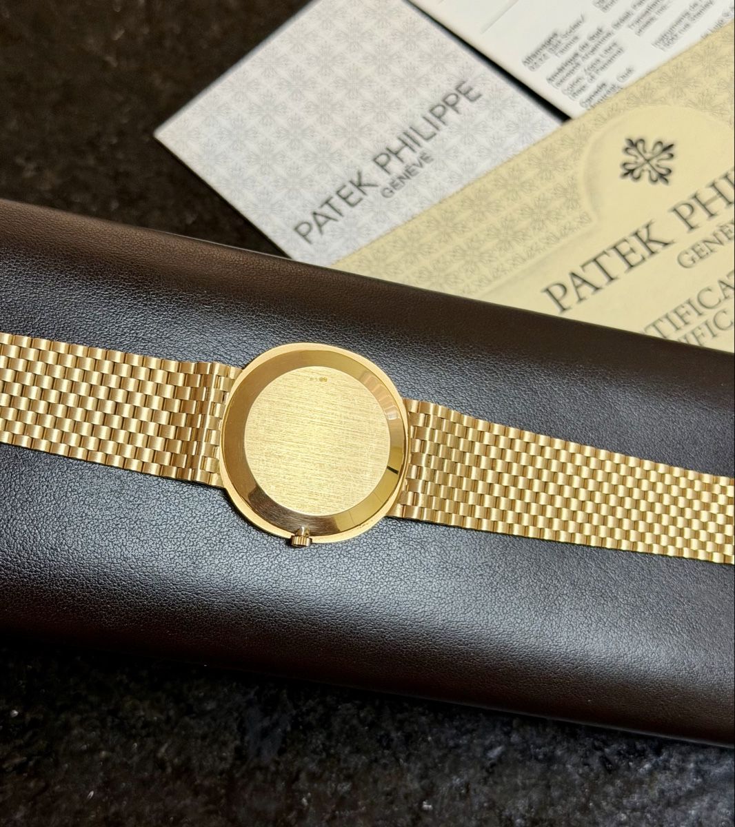 Patek Philippe Uhren: Patek Philippe Ellipse Jumbo Fullset 18K – Gebraucht aus Zürich von WATCHROOM 4