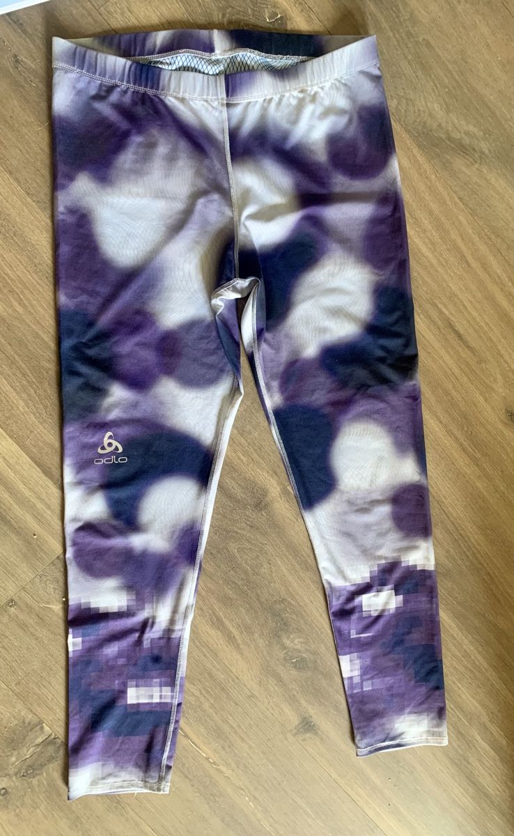 Odlo Leggings: Oslo leggings. Reversible. M – Usato da Unterseen venduto da jpowers1971