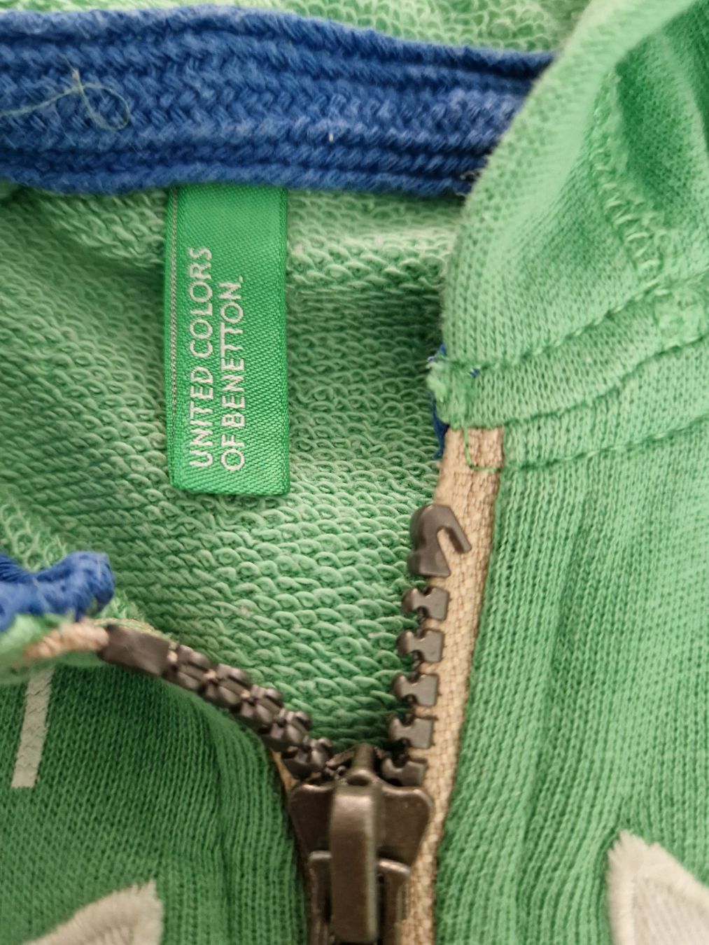 Benetton Giacche & Cappotti: Jacke Benetton Gr. 122 – Usato da Davos-Dorf venduto da Bpelikan 1