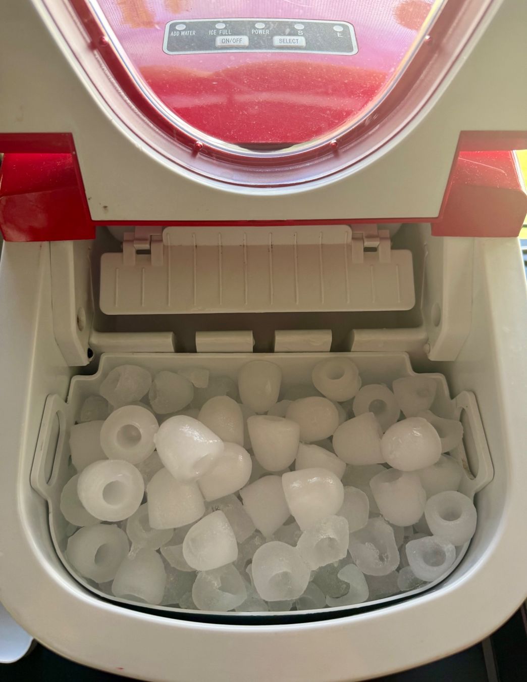 Elettrodomestici da cucina: Coca Cola Eiswürfelmaschine rot, mit Schaufel – Usato da Trimmis venduto da Bros78 3