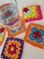 6 Coaster Untersetzer Granny 'Bloom' gehäkelt handgemacht