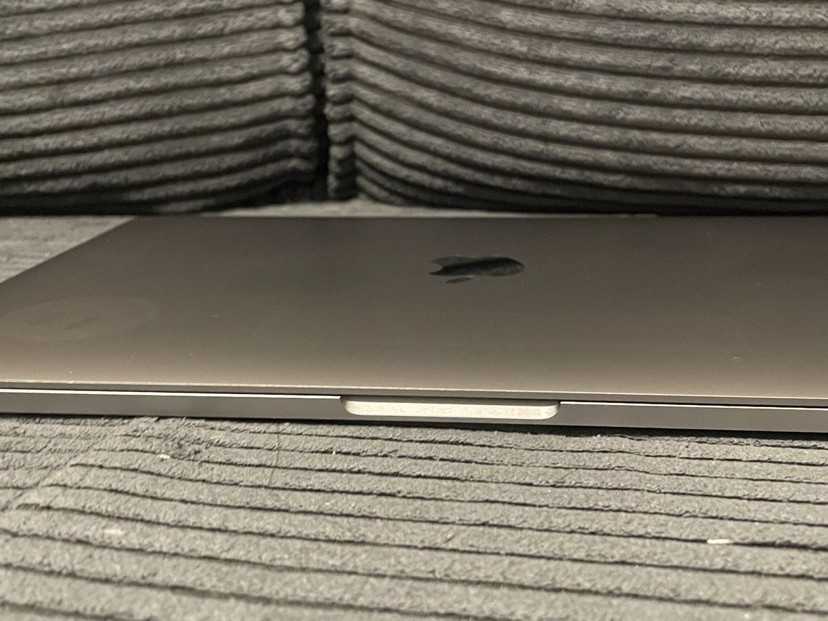 Apple Notebook: Macbook Pro 13” 2019, avec Touchbar – Usato da Crissier venduto da vivivoo 6
