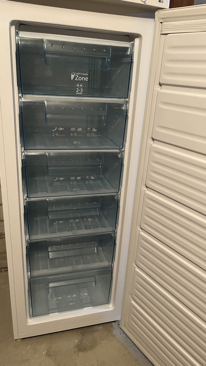 Congélateurs: Gefrierschrank 155 Liter – D'occasion à Moosleerau par Clematis13