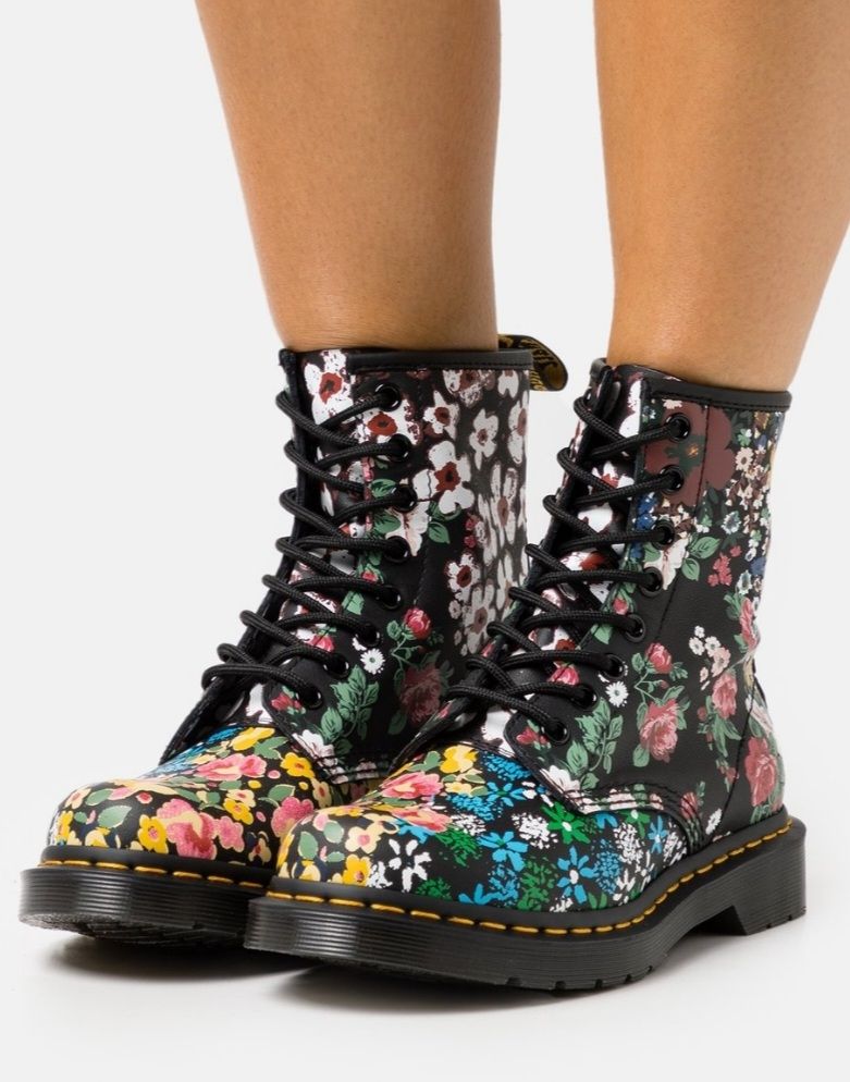 Damenschuhe: *** Tolle Dr.Martens Boots-Flower *** – Neu (gemäss Beschreibung) aus Bannwil von Turtle10 1