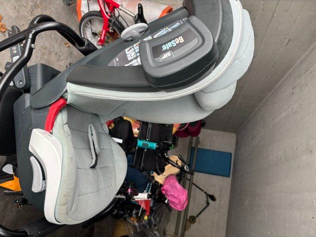 Sièges auto: Kindersitz – D'occasion à Luzern par piolho01 1