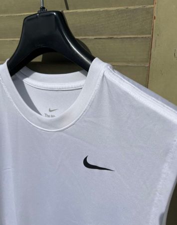 Nike Running Gym Achsel Shirt