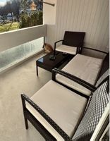 🌿 Rattan Sitzgruppe – schwarz mit weissen Kissen