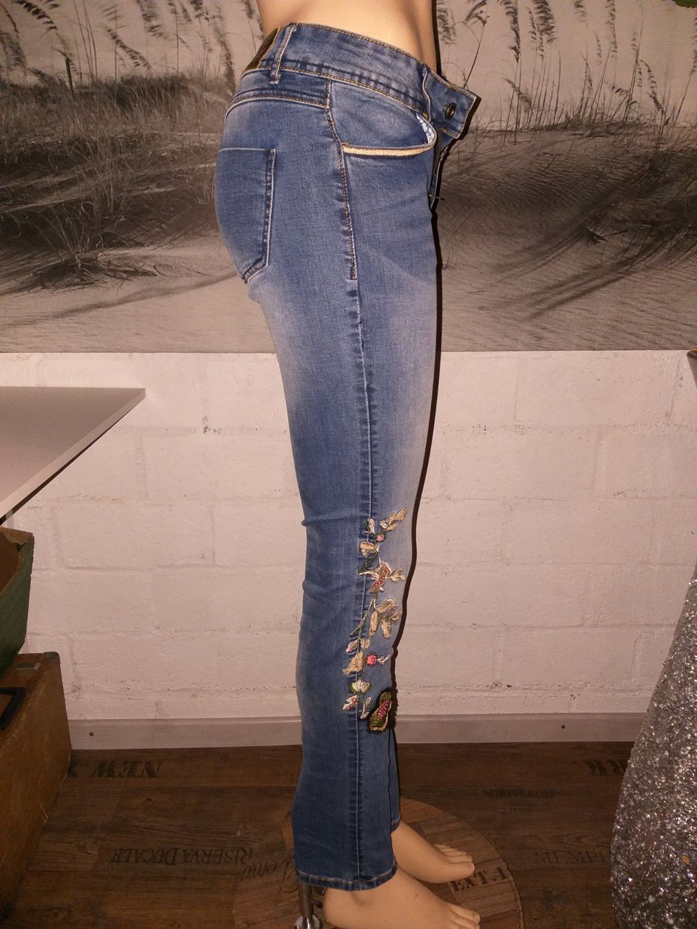 Desigual Jeans: DESIGUAL Exotic Jeans taille / Grosse 24 – Usato da Cossonay-ville venduto da Super-Price-Quality 1