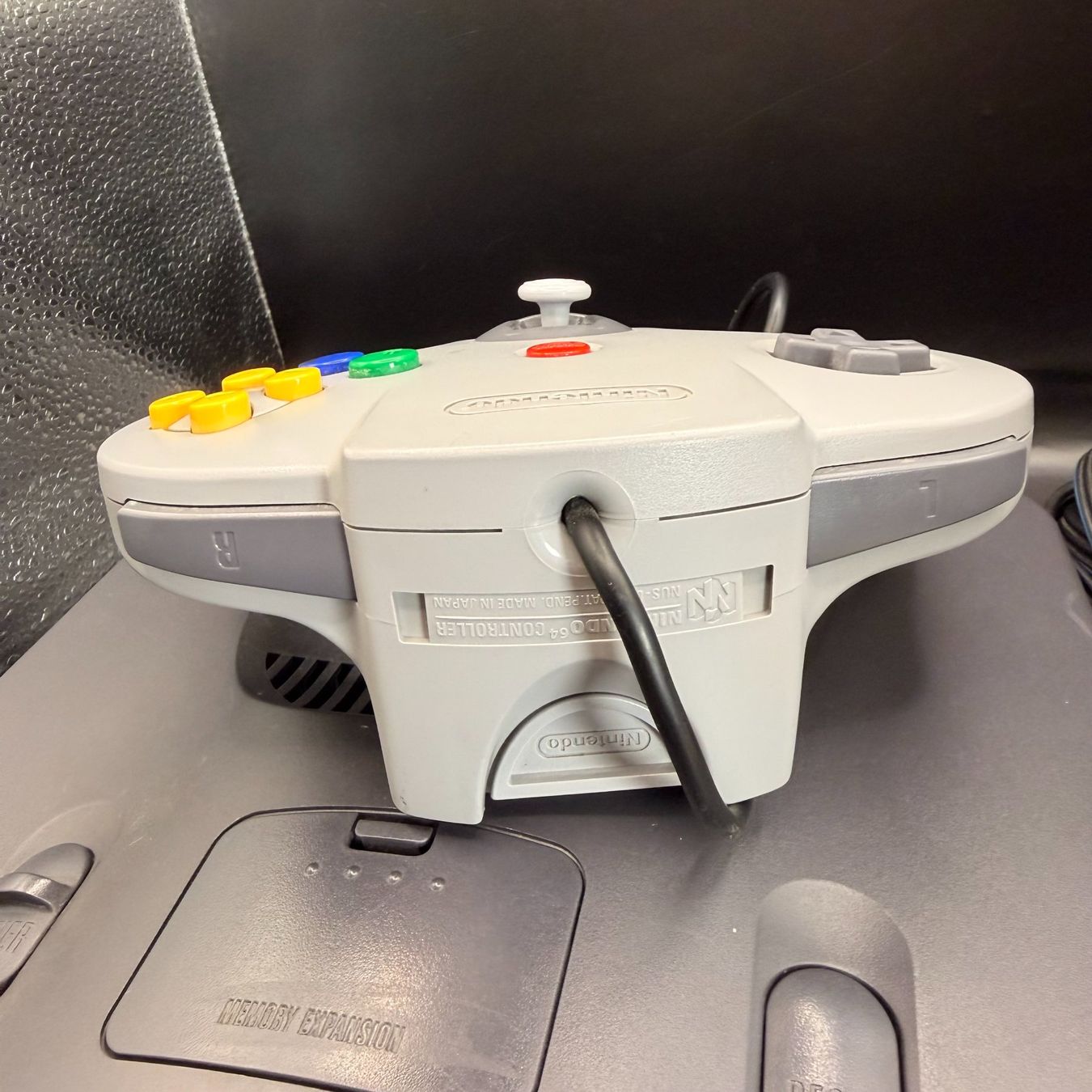 Nintendo Console: Nintendo 64 Konsole Grau mit Controller – Usato da Düdingen venduto da Nerdworld 9