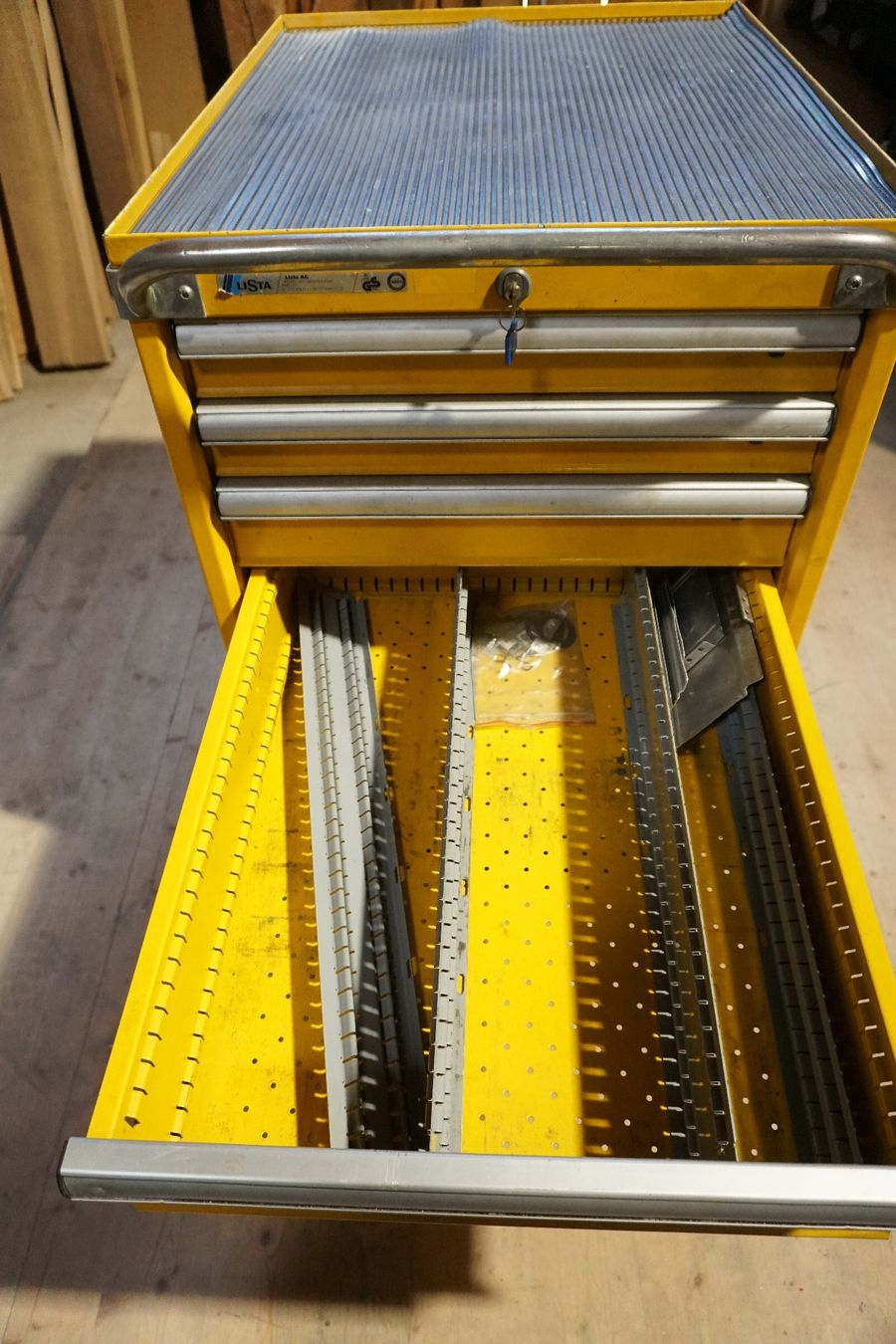 Lista Alle Werkzeuge: Lista Werkzeugwagen 6 Schubladen mit Rollen – Gebraucht aus Neuheim von Motrac05 5