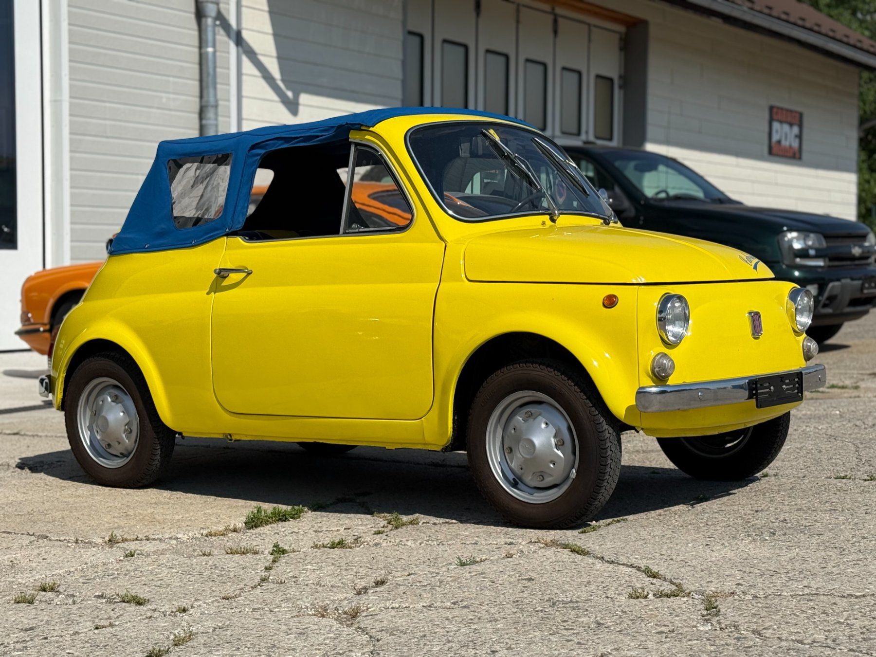 Fiat Autos: Fiat 500 Cabrio 1969 – D'occasion à Genolier par CFD95 8