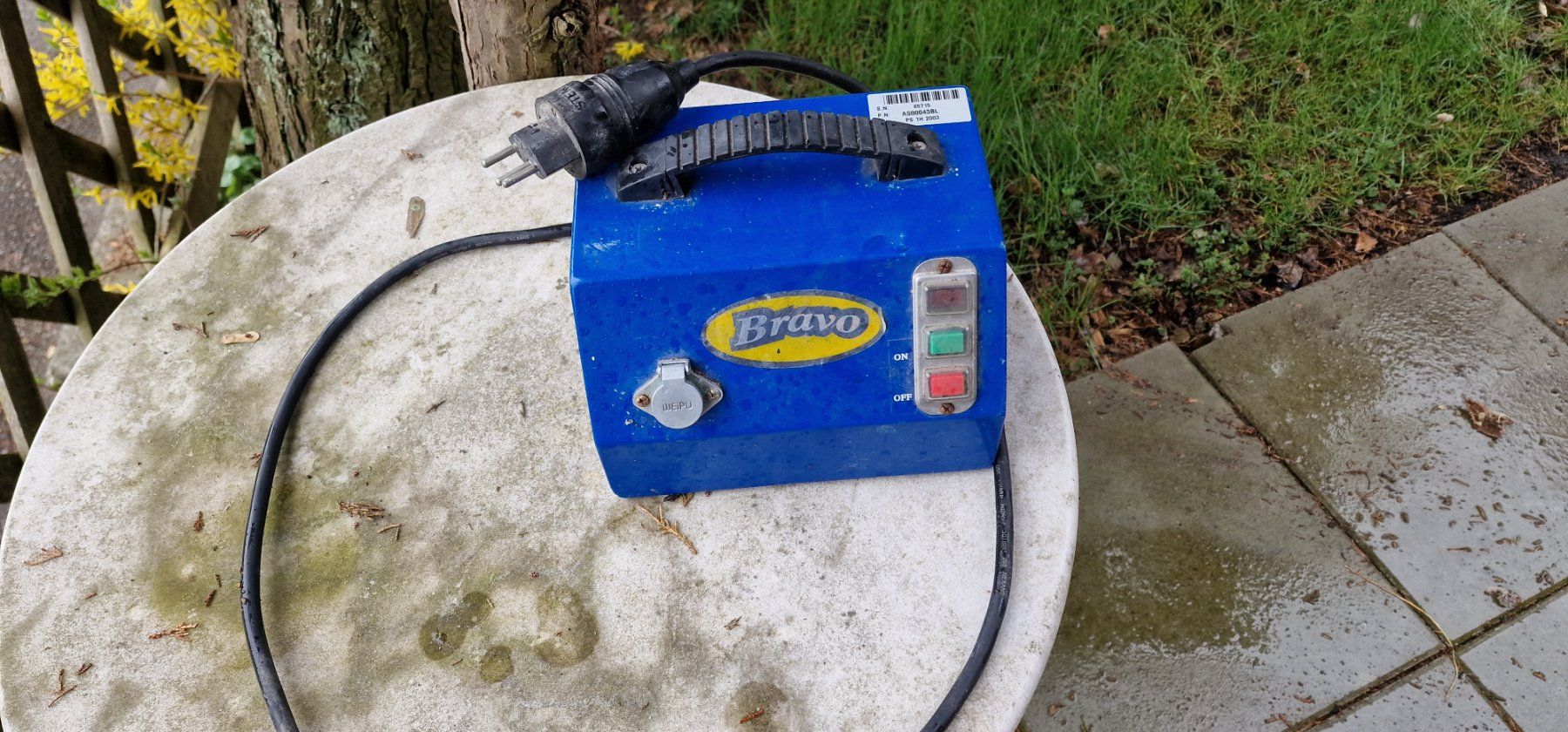 Accessori per Piscine: Poolroboter der Marke Bravo – Usato da Blumenstein venduto da Daenu_1981 5