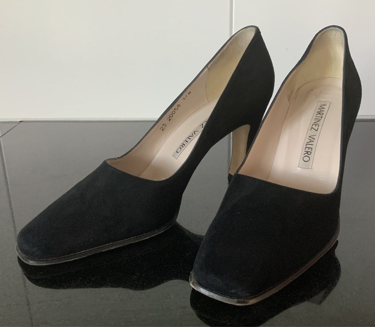 Damenschuhe: Highheels Wildleder schwarz Gr. 37.5 – Gebraucht aus Münsingen von Innchen 3