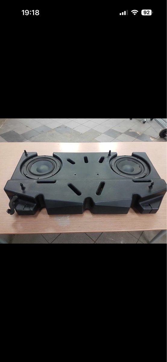 Casse acustiche: Original Bentley subwoofer  – Usato da Strengelbach venduto da agusta02