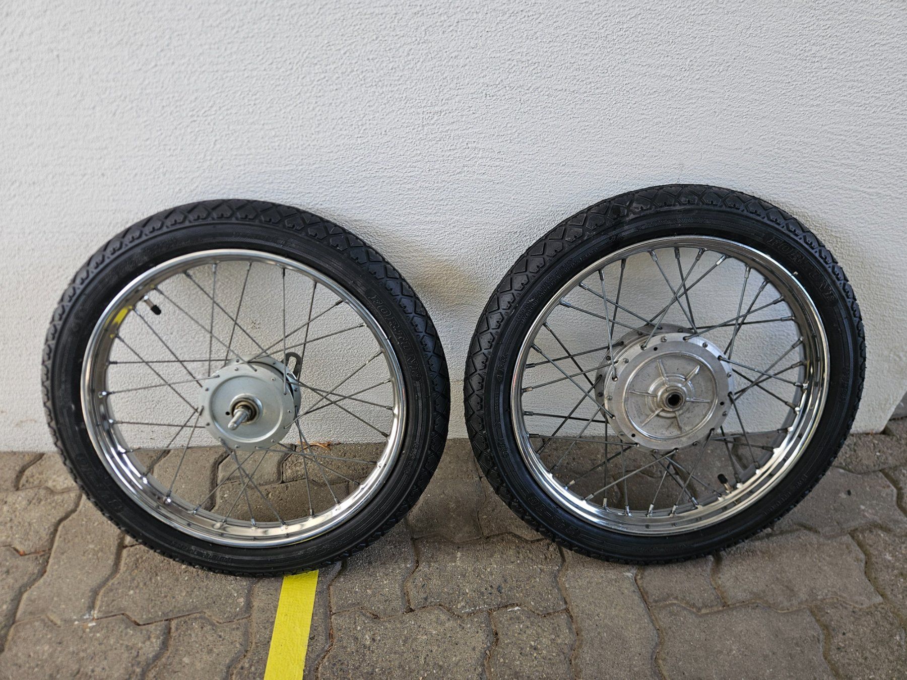 Piaggio Pneumatici & Ruote complete: Radset 16 Zoll Speichenräder – Usato da Langenthal venduto da Bifuan 1