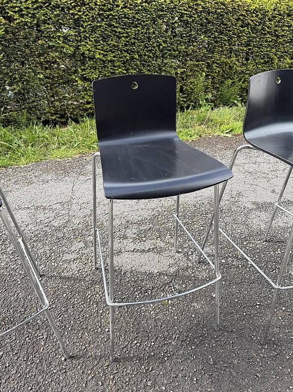 Seggioloni: 4er Set Barhocker, Schwarz/Chrom – Usato da Häggenschwil venduto da _kick 2