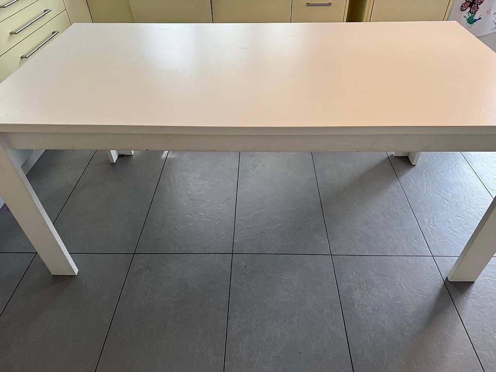 Tables: Esstisch – D'occasion à Rüti b. Riggisberg par helikopterpilot 1