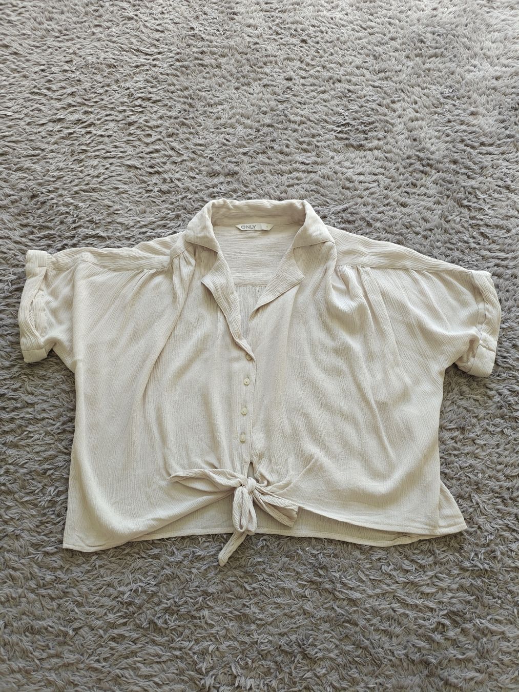 Only Camicette: Bluse – Nuovo (secondo la descrizione) da Pieterlen venduto da Saemelili