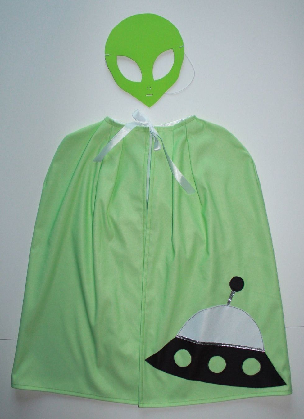 Costumi: Cape Extra-terrestre / Ausländer t. 4 - 5 ans           NEU! – Nuovo e nell'imballaggio originale da Peseux venduto da Gilloss 3