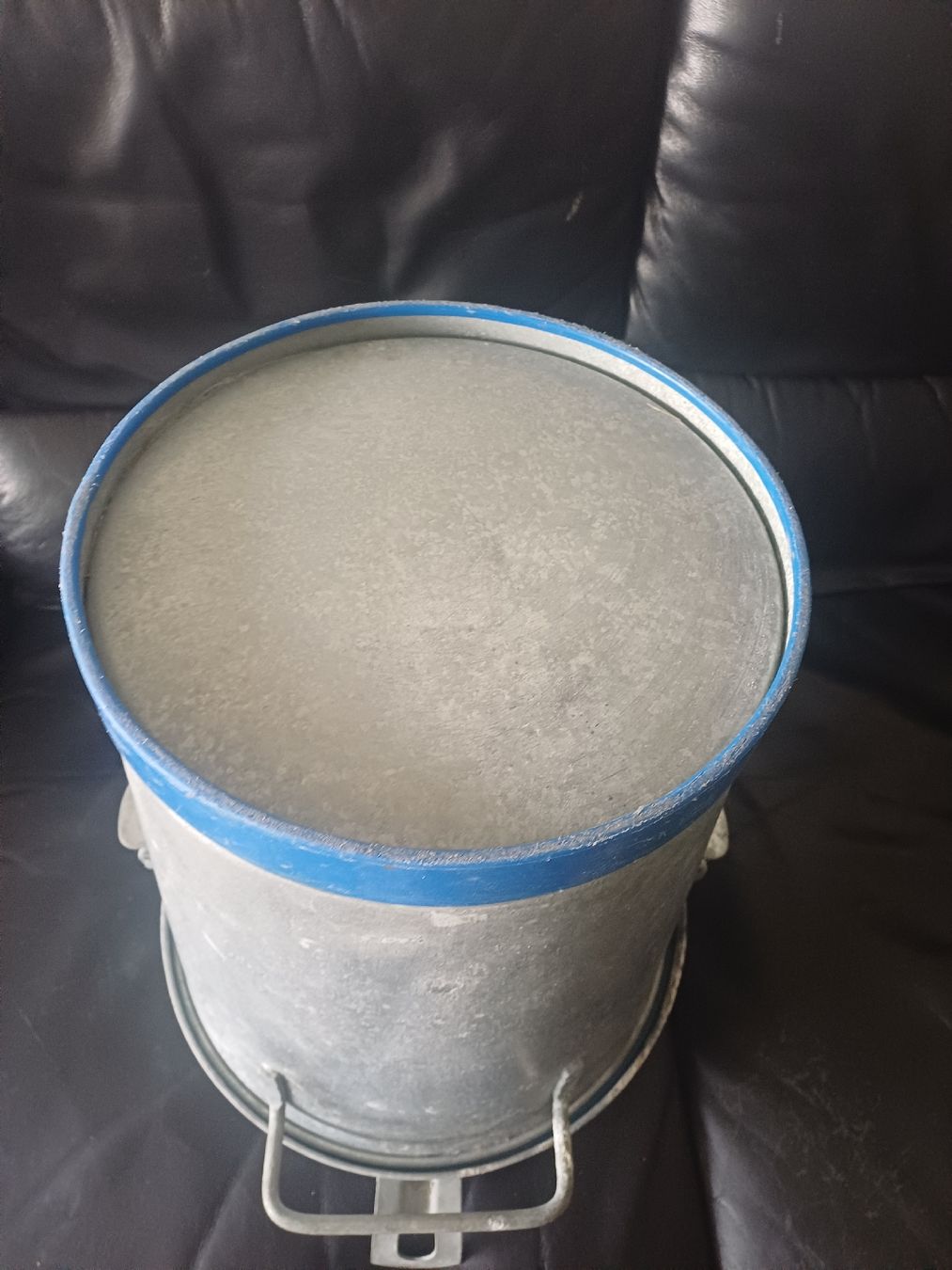 Ochsner Poubelles: Metall Eimer SYSTEM OCHSNER 22 Liter gebraucht – D'occasion à Ebersecken par Napf08 3