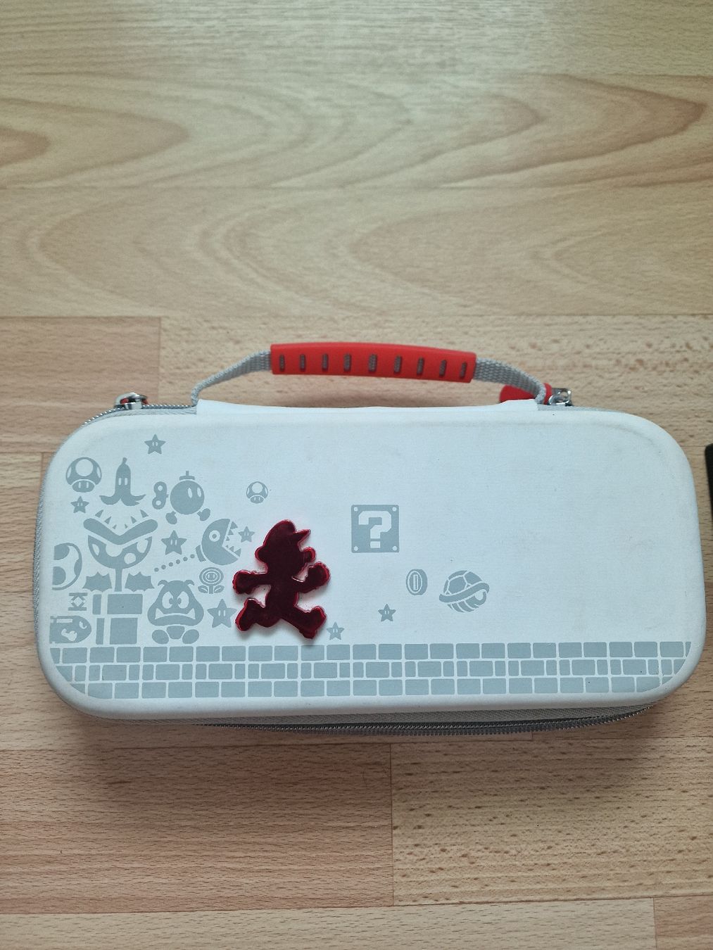 Nintendo Konsolen: Nintendo Switch V1 ungepatcht + 4 Joy-Cons + Mario Kart +1 – Gebraucht aus Fahrwangen von luk_bhw7 5