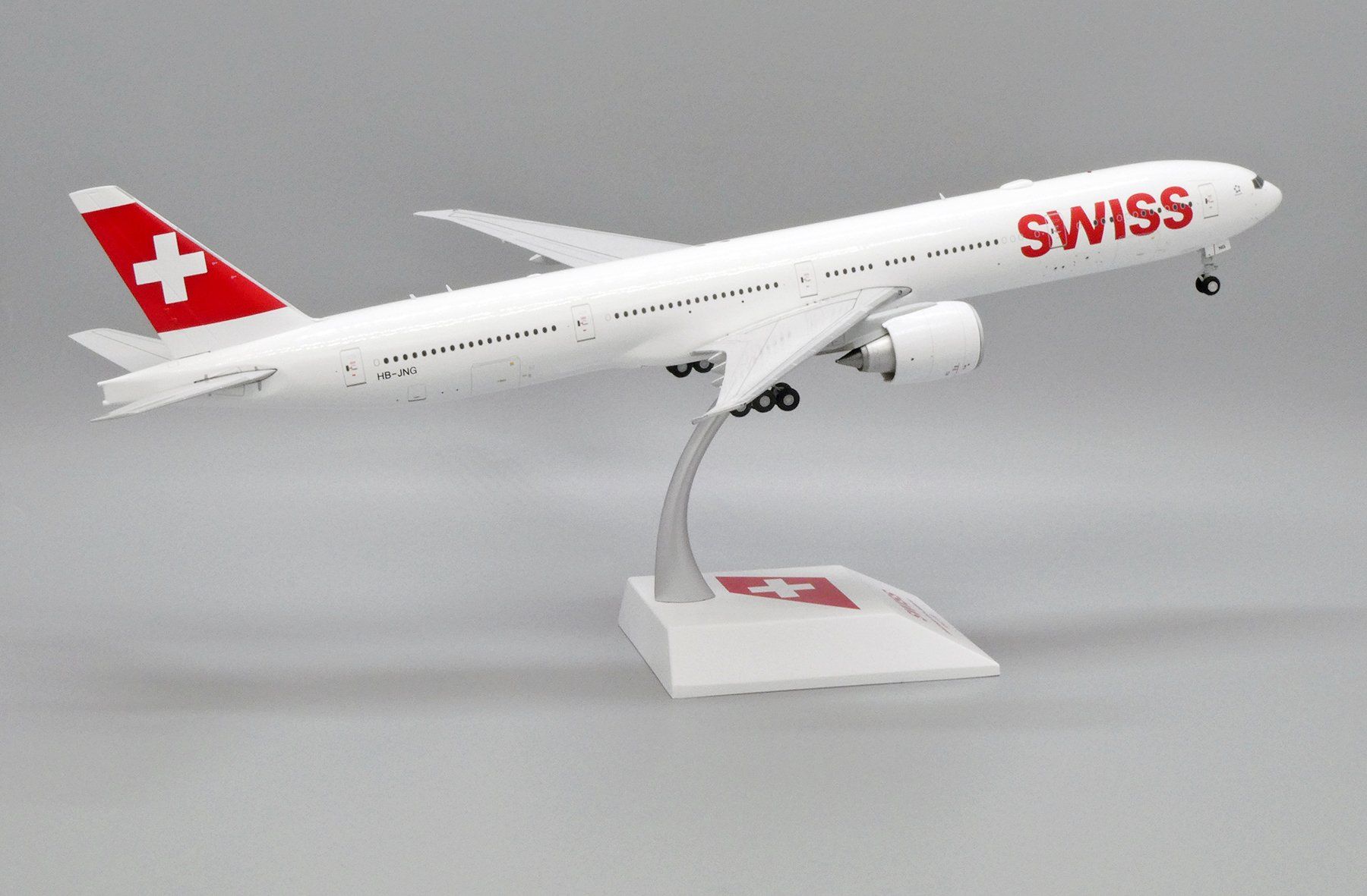 Swiss Kit di modellismo & Modellini statici: B777-300ER SWISS – Nuovo e nell'imballaggio originale da Morges venduto da iljamuromez 5