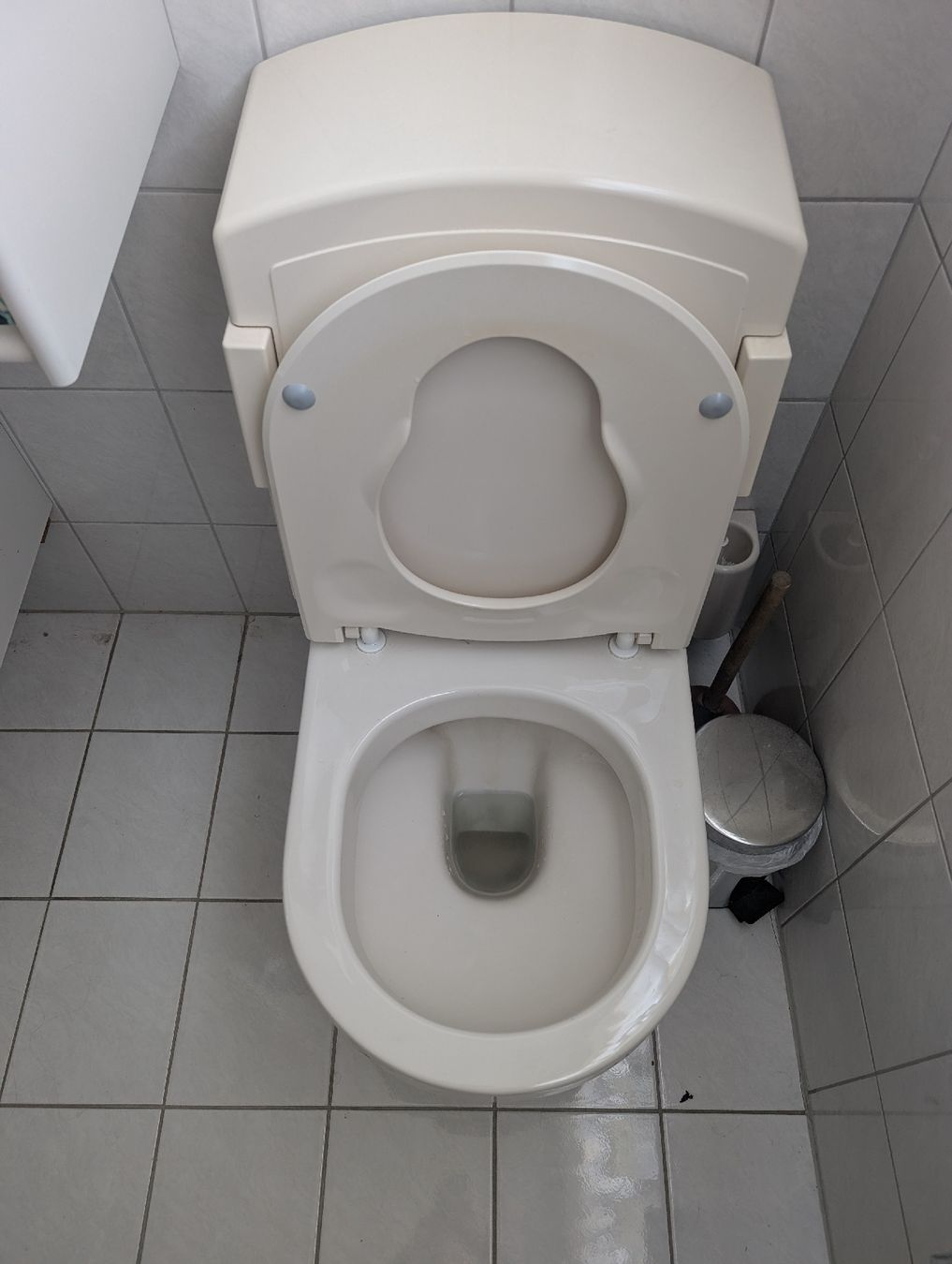 WC: Closomat Lima Plus WC Sitz Dusche, eierschalen, guter Zust. – Gebraucht aus Besenbüren von ram_z8pp 3