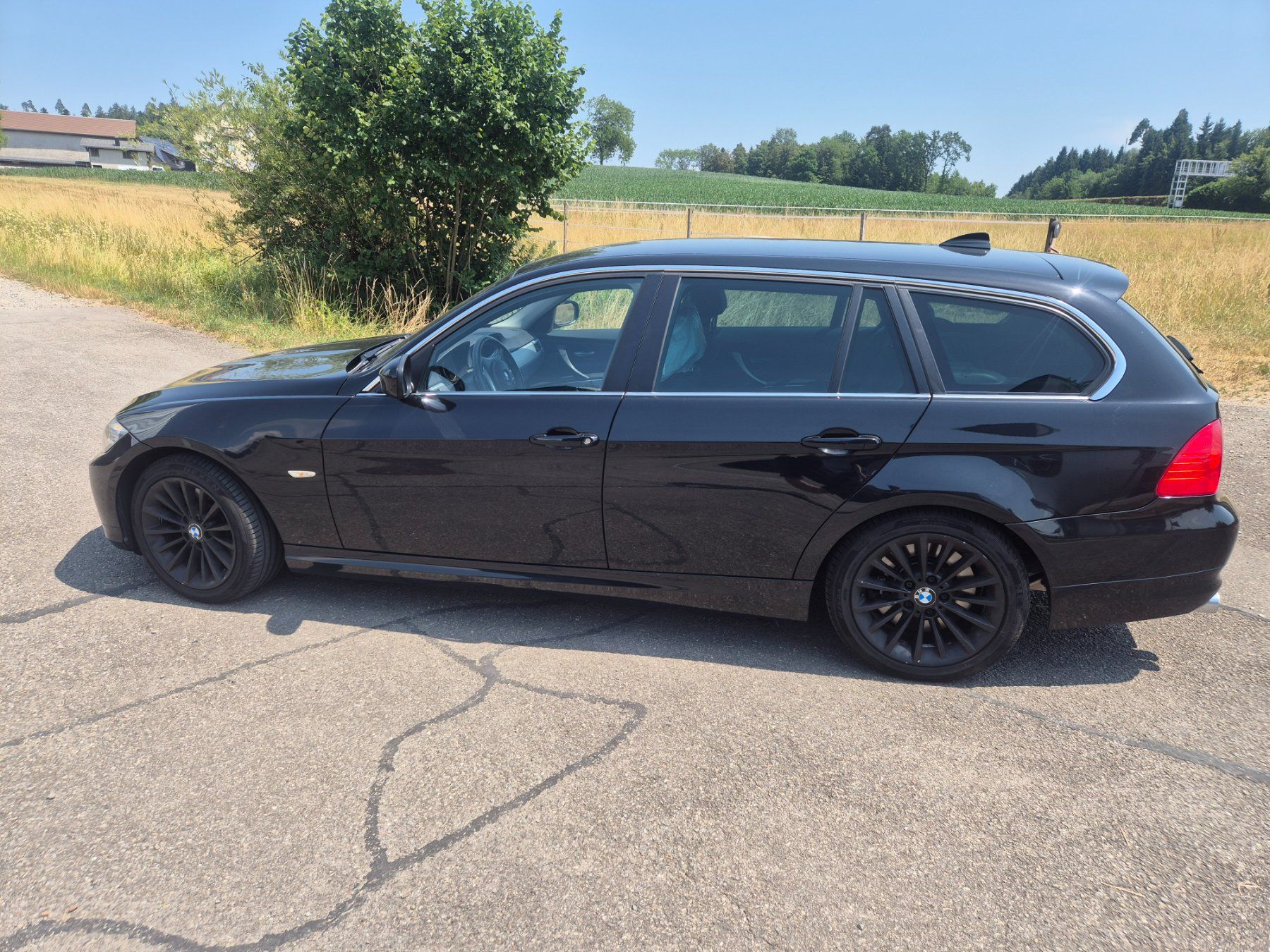 BMW Autos: BMW 330i xDrive T – Gebraucht aus Balterswil von scooby888 5